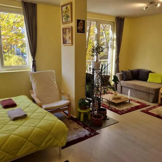 Peaceful Studio In The City Center, Close To Subway, Medical University Sofia