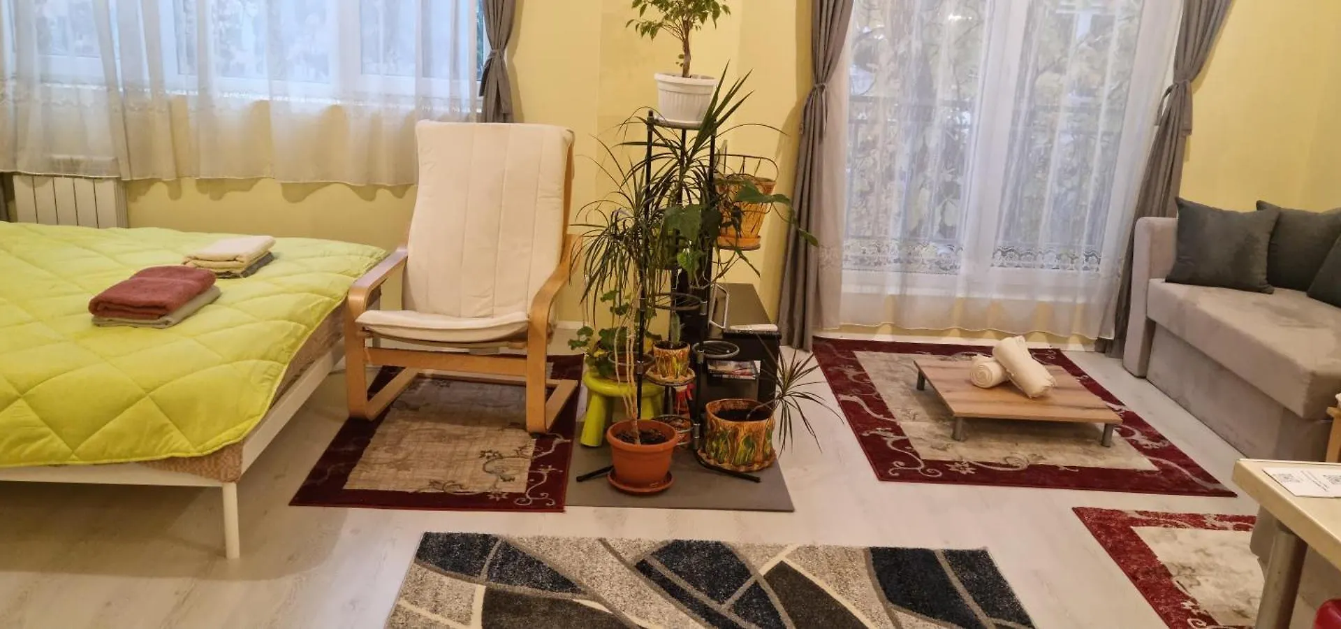 Apartment Peaceful Studio In The City Center, Close To Subway, Medical University Sofia