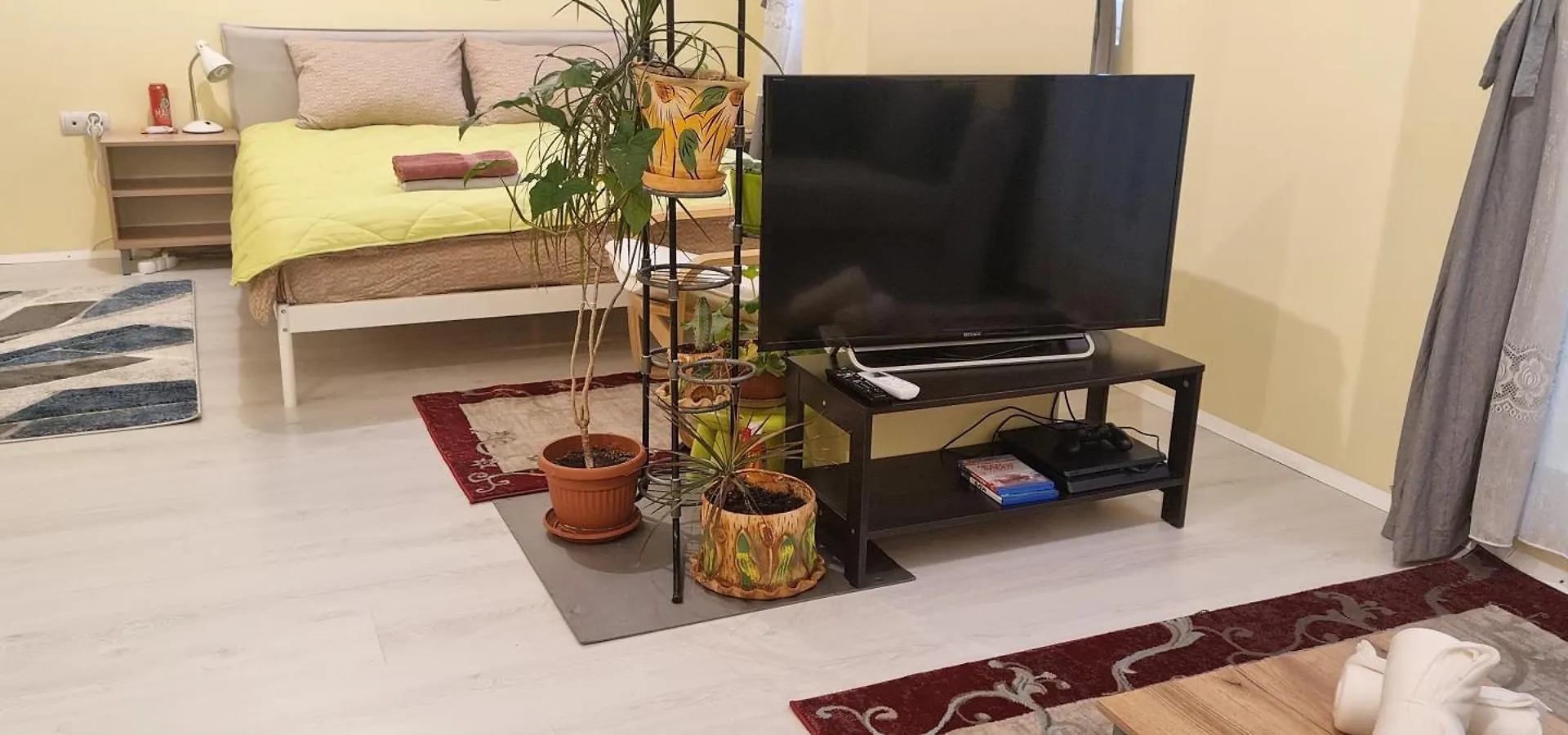 Peaceful Studio In The City Center, Close To Subway, Medical University Sofia Apartment