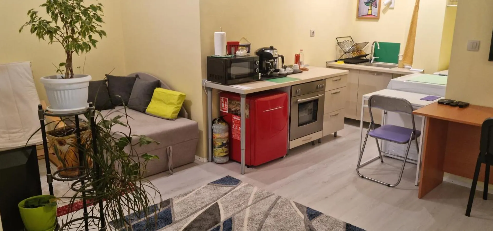 Peaceful Studio In The City Center, Close To Subway, Medical University Sofia Appartement